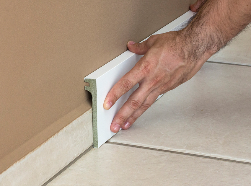 Rodapé de sobreposição XPS 110 x 20 mm